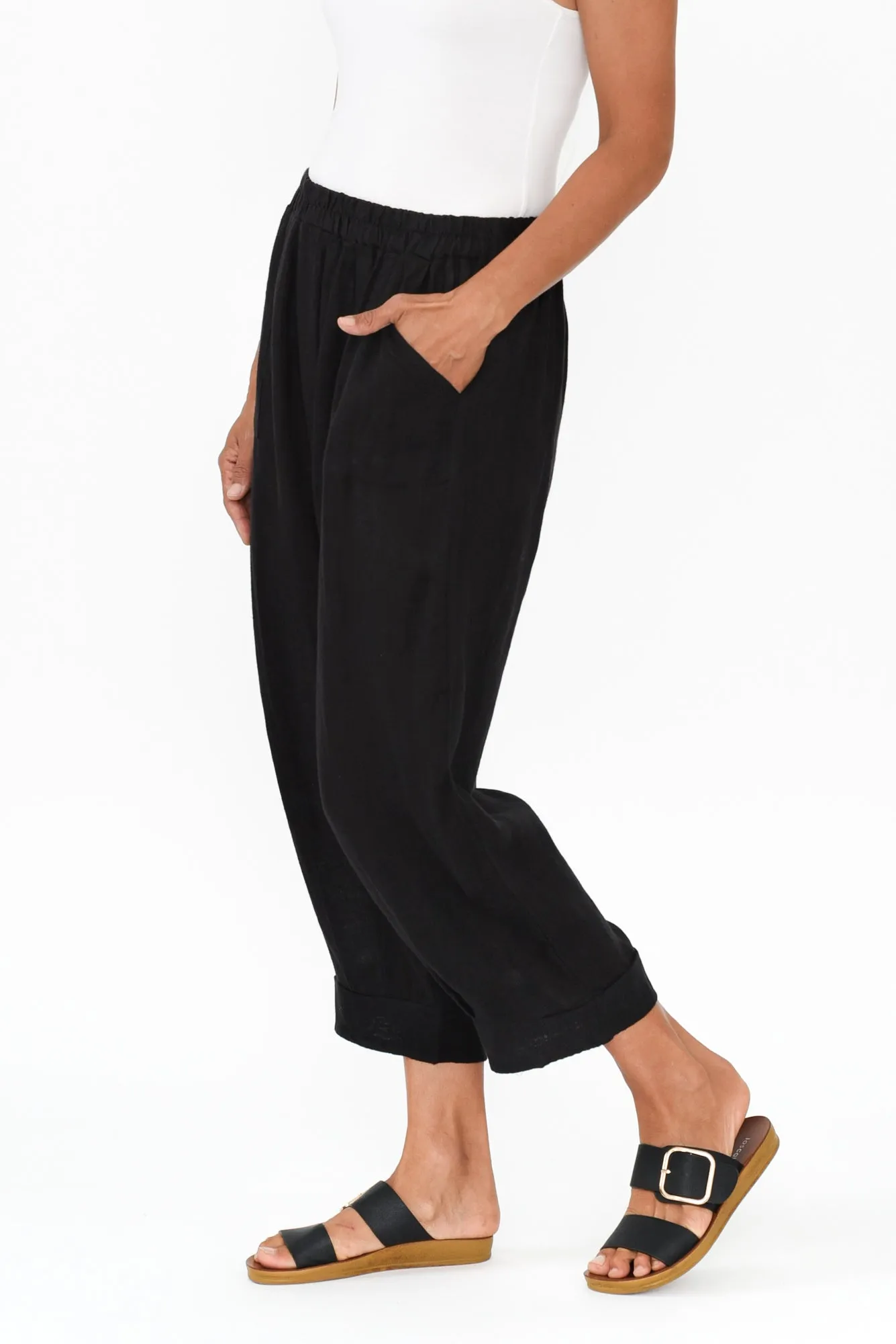 Elide Black Linen Cropped Pants