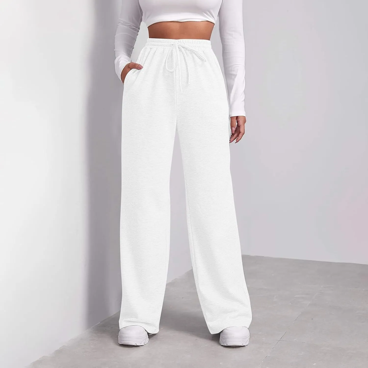 Womens Fleece Sweatpants Straight Legs Drawstring Pants Winter Sweatpants Casual Sport Workout Pants with Pockets